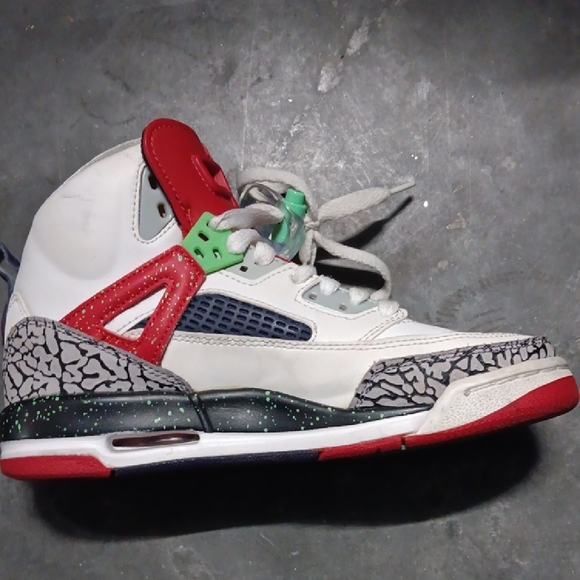 Nike Air Jordan Multicolor Kids Sneakers - Picture 1 of 3